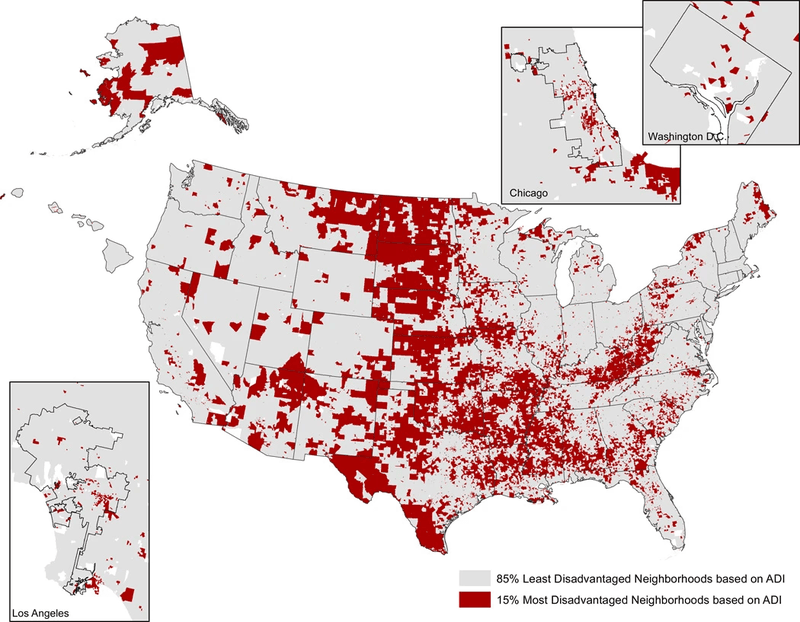 Enhancing Healthcare Operations in Disadvantaged Communities: The Role of Chain Affiliation and Dynamic Capabilities